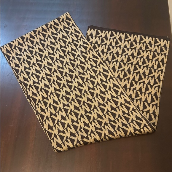 Michael Kors Signature "MK" Monogram Pattern Brown and Tan Scarf - Picture 3 of 10